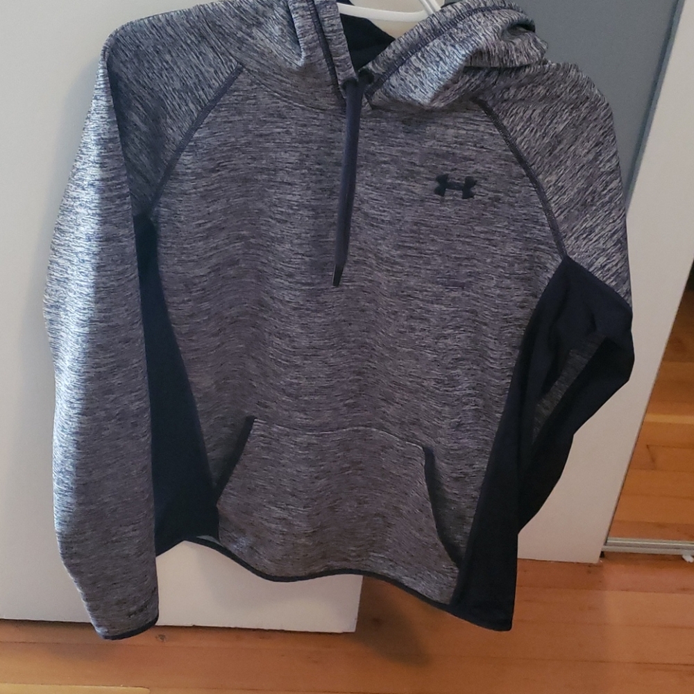Under armor pullover